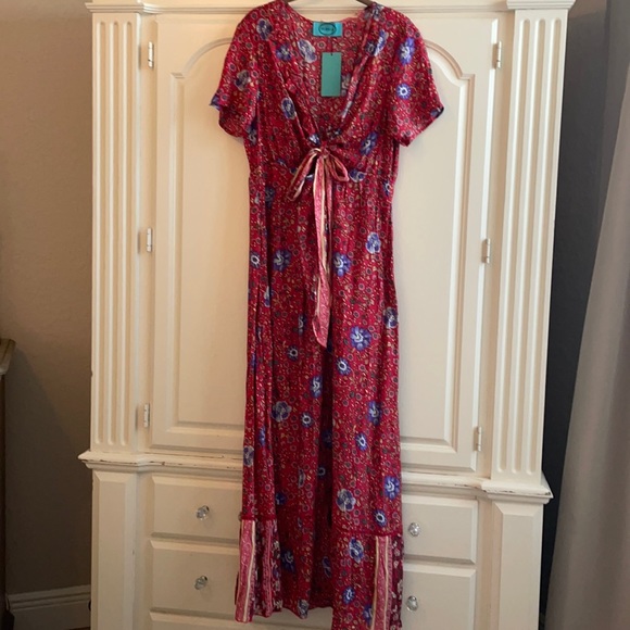 Persea Dresses & Skirts - Persea dress